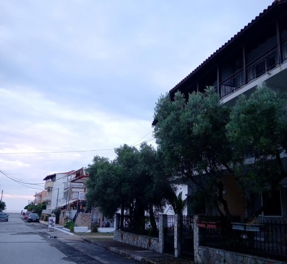 Katia'S Apartments Sarti Exterior photo